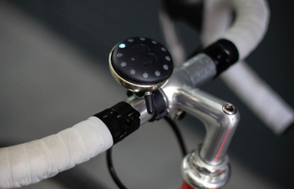 Z Product Hunta: Dzwonek rowerowy, który, jak nawigacja, wskaże drogę