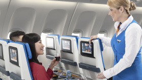 AI pomaga liniom lotniczym zapobiegać marnotrawstwu żywności: KLM oszczędza 100 ton rocznie