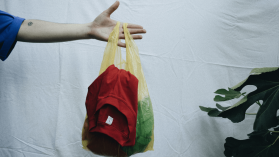 Francuski startup Faume wspiera rozwój second-hand w luksusowej modzie