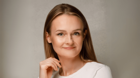 Przyszłość AI pisana neuronami. Jak FinalSpark buduje „Myślącą Maszynę”? – dr Ewelina Kurtys (wywiad)