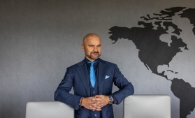 InPost tworzy konkurencję dla Allegro? Nowa usługa ma ruszyć na początku 2026 roku