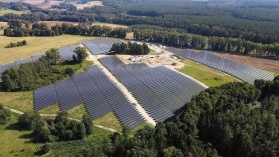 Apple inwestuje 600 mln dolarów w czystą energię. Farma fotowoltaiczna powstanie w Polsce