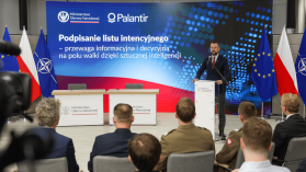 "Aby być liderem NATO, nie wystarczy kupować czołgów" - polskie MON formalizuje współpracę z Palantir Technologies
