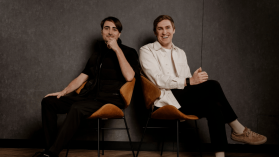 Hollywoodzkie gwiazdy jeszcze głośniejsze dzięki ElevenLabs: do portfolio startupu dołącza sir Michael Caine oraz Matthew McConaughey