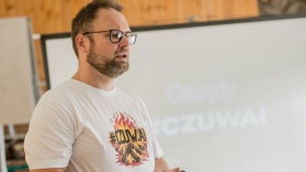 „#CzuwAI łączy tradycję harcerską z nowoczesnością” – Piotr Widera (ZHP)