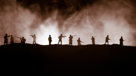 Z sali konferencyjnej na linię frontu. Nowy fundusz stawia na walidację w błocie i pod ostrzałem