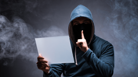 Zaufanie to nowa luka bezpieczeństwa. Jak rosyjscy hakerzy przejmują Signala bez ani jednej linii złośliwego kodu