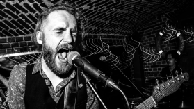 Muzyka bez metki. Jak Unknown Band przywraca muzyce ludzką twarz?