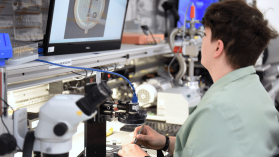 „Polski kapitał potrafi wspierać zaawansowane technologie” – VIGO Photonics przejmuje amerykańskie InfraRed Associates