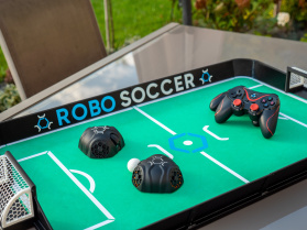 Na Kickstarterze ruszyła przedsprzedaż RoboSoccer – piłki nożnej w wydaniu robotów