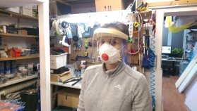 Polacy drukują w 3D respiratory i maski ochronne. Chcą pomóc zakażonym koronawirusem