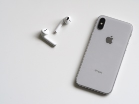 Apple kupiło za 100 mln dolarów Mobeewave. Gigant planuje przekształcić iPhone’y w terminale płatnicze?