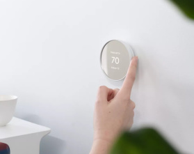 Google Nest – ekologiczny termostat, który ustawimy za pomocą smartfona