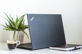 Lenovo ThinkPad P15s – już nie laptop, a mobilna stacja robocza