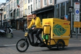 DHL Express wprowadza pierwszy elektryczny rower kurierski
