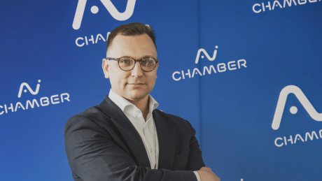 Pięciopunktowy CEE AI Action Plan od Izby AI: twórcy chcą nowych stypendiów, regionalnej sieci superkomputerów, powrotu specjalistów do Polski i nowych funduszy