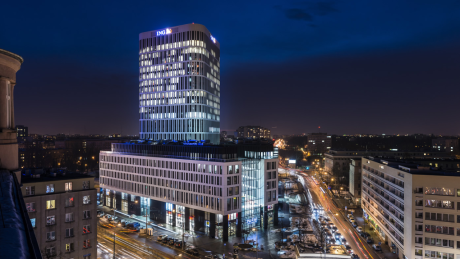 ING uruchamia pilotaż Asystenta AI opartego na GenAI w ING Business