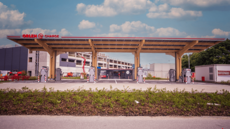 ORLEN rozwija sieć ładowania w Europie. Pierwszy hub ORLEN Charge ruszył w Niemczech