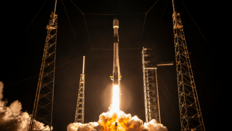 ICEYE umieszcza na orbicie cztery nowe satelity w ramach misji Bandwagon-5