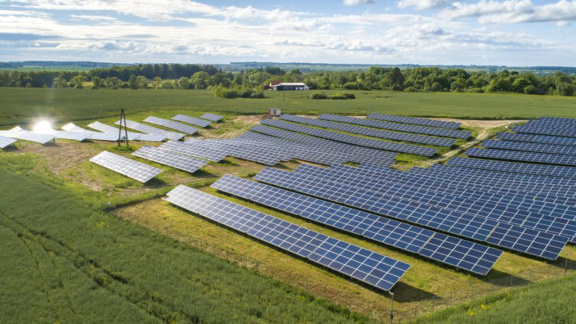Columbus Energy partnerem czeskiej spółki ČEZ: będzie dostarczał farmy fotowoltaiczne
