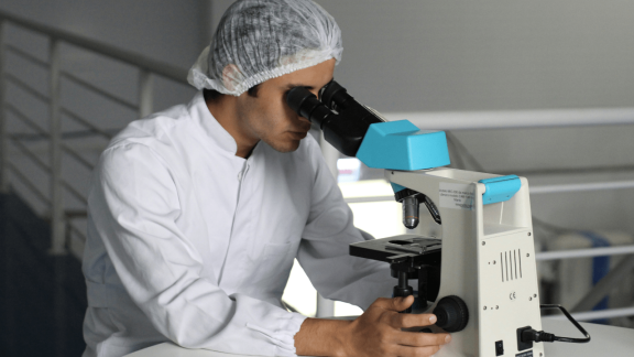 Czy Europa stanie się liderką branży Life Science? Analiza raportu Klastra LifeScience Kraków