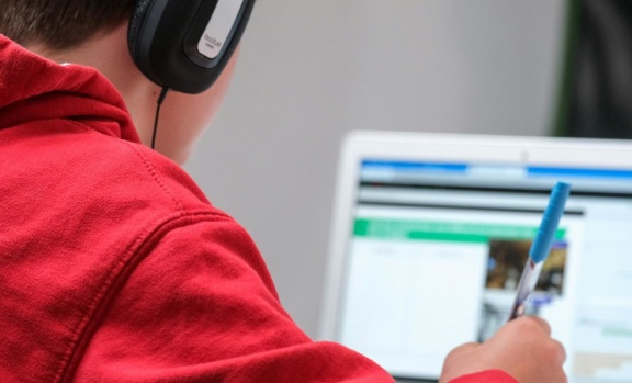 Edumentors z 2 mln dolarów w rundzie seed – startup tworzy interaktywnego korepetytora AI