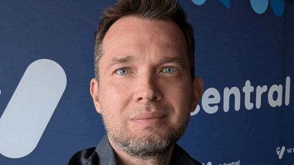 „Oczekiwania miałem mniejsze” – Borys Musielak opowiada o budowaniu SMOK Angels i pierwszych inwestycjach