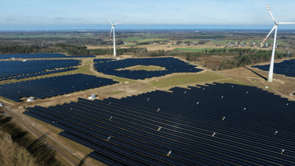 „Jedna z największych umów na dostawy bezemisyjnej energii” – Dominika Kulczyk z kontraktami z Leroy Merlin Polska oraz Bricoman Polska