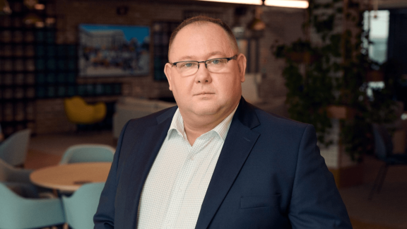 Szpitale, energetyka, rząd – serce Polski na sprzedaż? Nowy raport ukazuje, jak ransomware paraliżuje kluczowe usługi