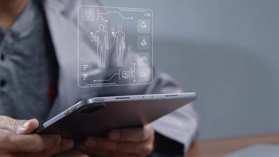 Już nie dr Google, a ChatGPT Health. OpenAI prezentuje cyfrowe wsparcie w zarządzaniu zdrowiem