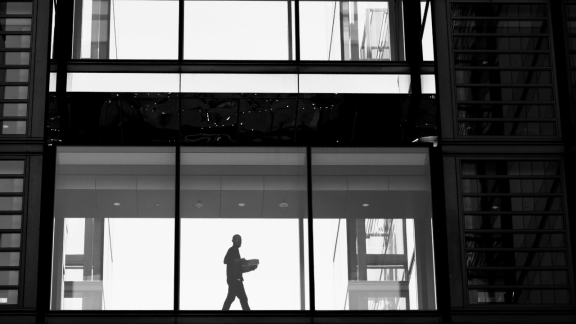 Marnotrawimy inżynierów, a świat i AI  nam ucieka. Analizujemy raport MFW „Bridging Skill Gaps for the Future: New Jobs Creation in the AI Age”