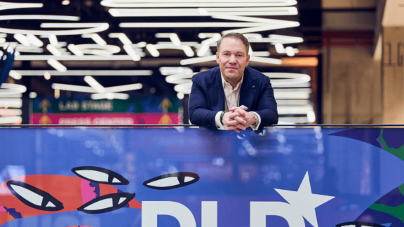 Finansowy zaciąg dla startupów: DTCP uruchamia fundusz o wartości 500 mln EUR na technologie obronne i odporność cyfrową