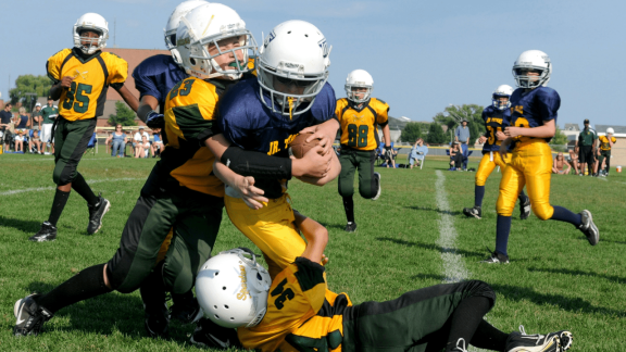 „AI slop” nieczysto pogrywa ze sportem: jak generowane przez AI fejki mogą podważyć zaufanie kibiców, media i rynek zakładów