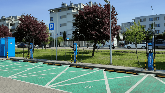 Powerdot wybuduje 250 punktów ładowania przy sklepach Decathlon