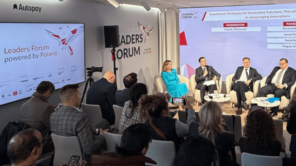 Polska w Davos: od „AI House” do fabryk algorytmów. Nowy rozdział cyfrowej suwerenności