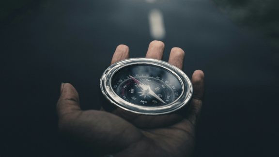 Etyczny kompas, którym i tak nikt nie będzie się kierował? O sensie Deklaracji Pro-Human