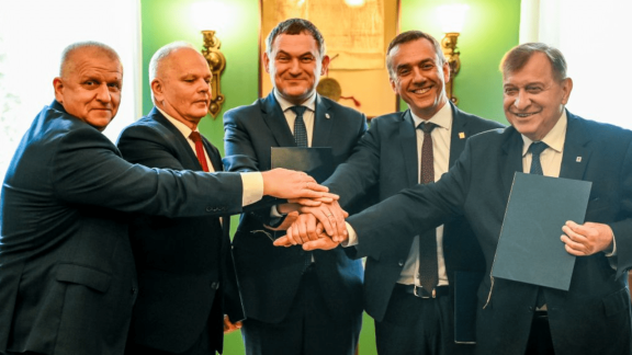 Kwantowy impuls z Krakowa: Politechnika, UJ, AGH i NEWAG chcą stworzyć Polską Dolinę Kwantową