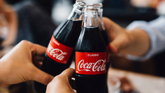 Polski startup chce, by Bułgarom nigdy nie brakło Coca-Coli na sklepowych półkach