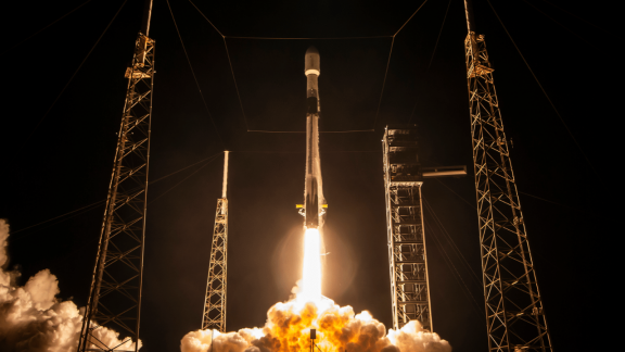 ICEYE umieszcza na orbicie cztery nowe satelity w ramach misji Bandwagon-5