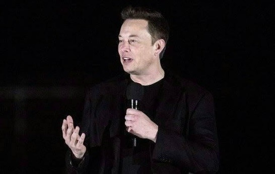 Elon Musk przekazał szpitalom ponad 1000 respiratorów. Myśli nad ich produkcją