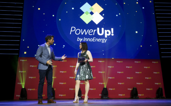 Epidemia nie zatrzyma konkursu PowerUp! Challenege. EIT InnoEnergy rozstrzygnie krajowy etap rywalizacji online