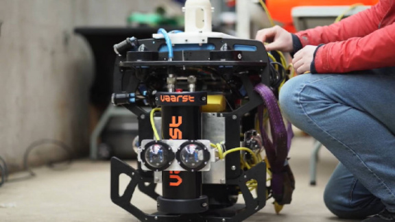 Ten autonomiczny robot pomoże w oczyszczaniu wód z odpadów promieniotwórczych