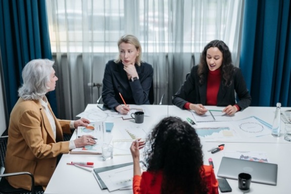 Kobiety kontra biznes – czy Polska to przyjazne miejsce dla przedsiębiorczyń i founderek?