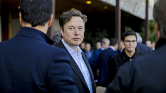 Elon Musk rzuca rękawicę Amazonowi. Czy powstanie nowa platforma e-commerce?