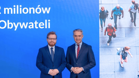 mObywatel bije rekordy popularności. Z aplikacji korzysta już 12 milionów Polaków