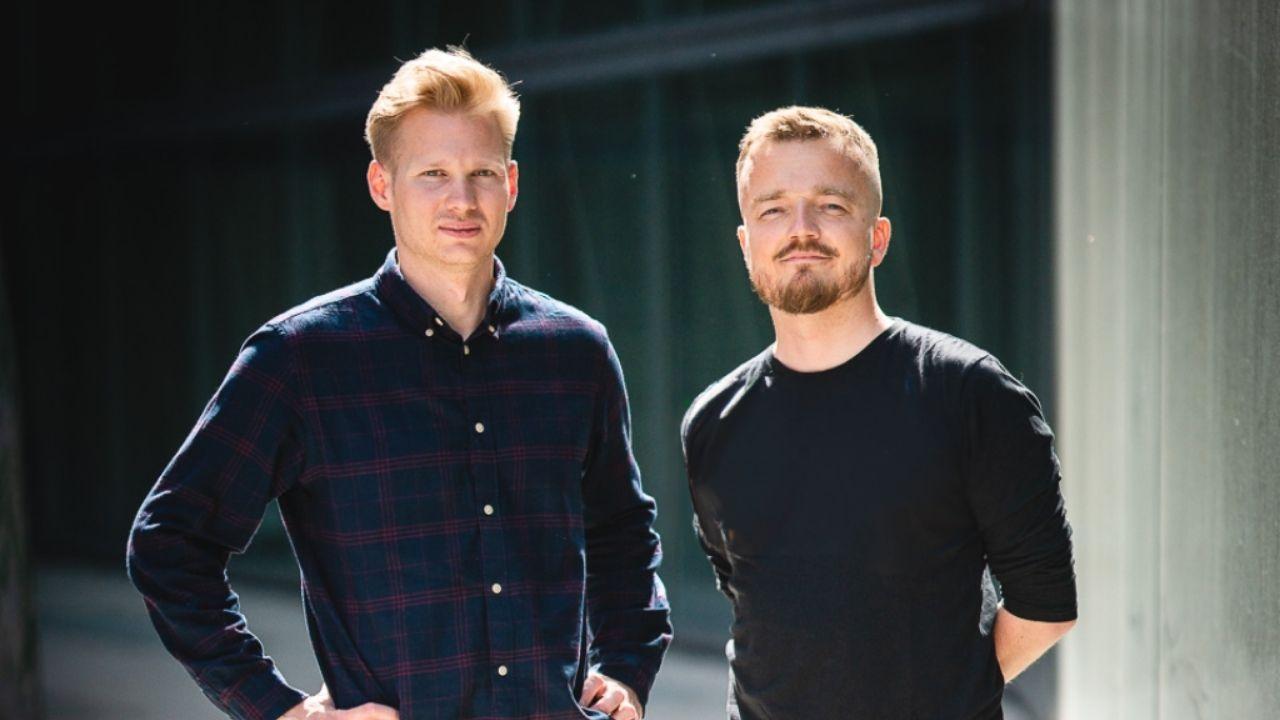 Transkrypcja nagrania w cenie jednej kawy? Polska platforma rzuca wyzwanie SaaSom