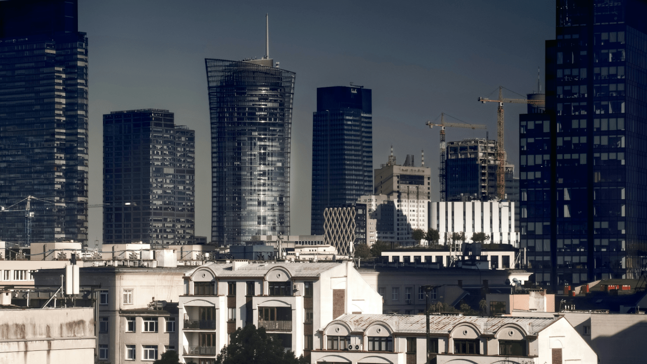 Polski rynek VC odbija, ale ostrożnie: raport PFR Ventures za Q2 2025