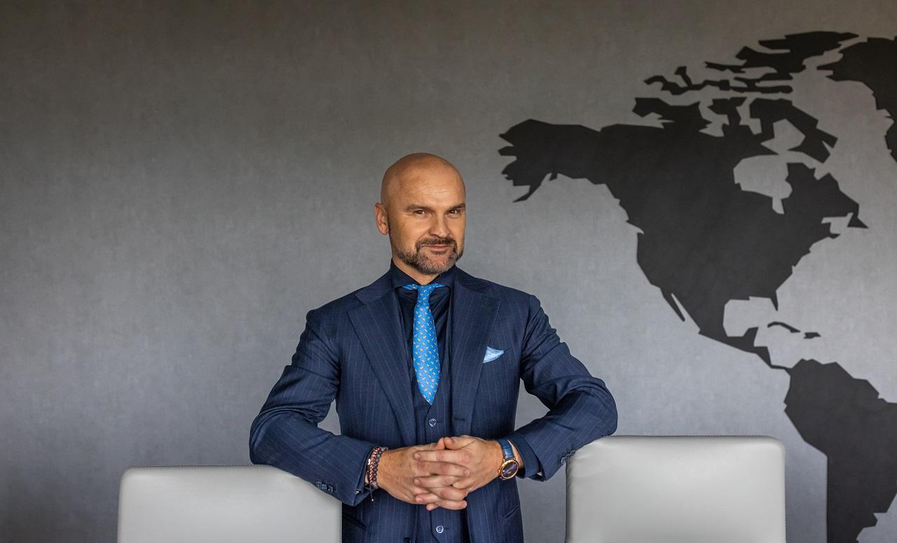 InPost tworzy konkurencję dla Allegro? Nowa usługa ma ruszyć na początku 2026 roku