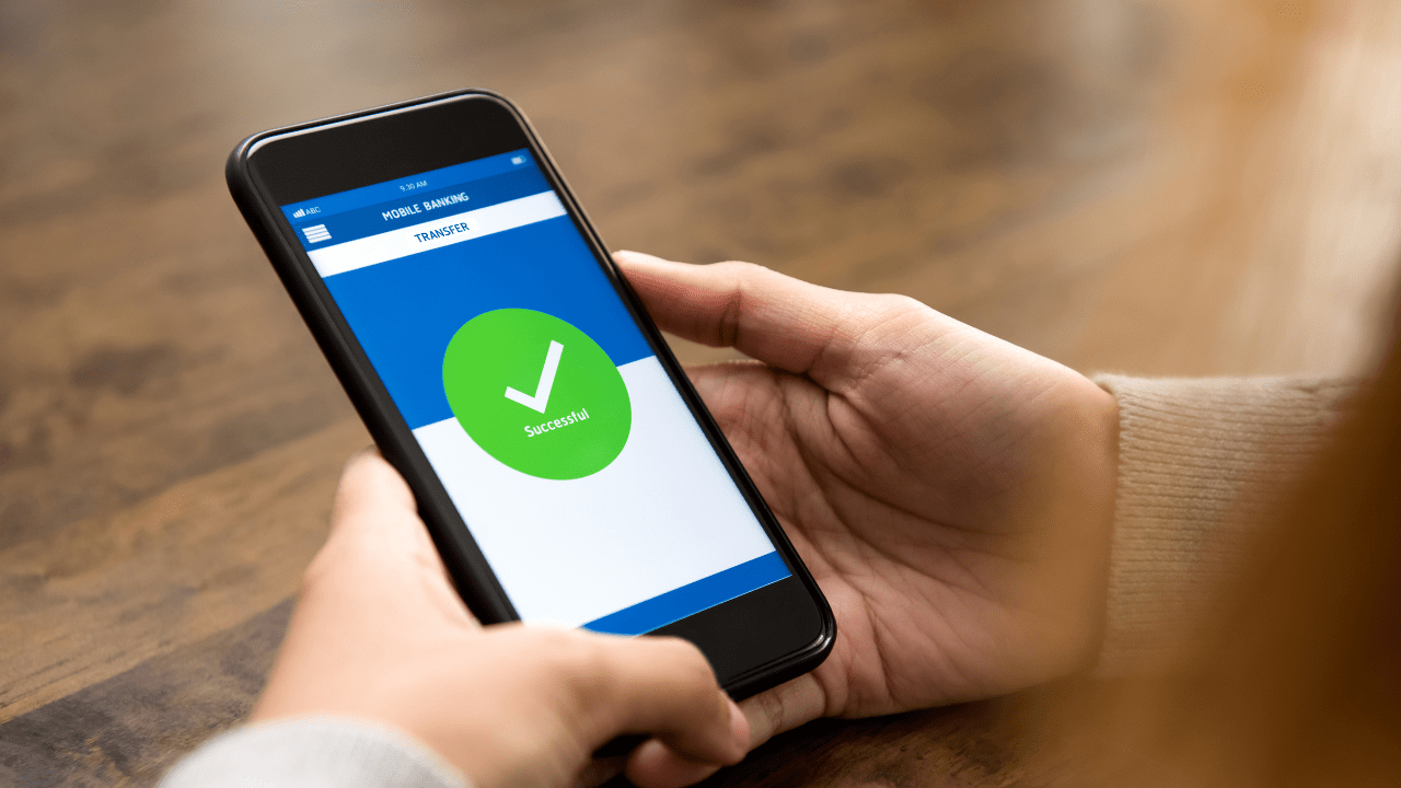 Tradycyjne placówki bankowe odchodzą do lamusa. Cyfrowa rewolucja zmiania oblicze bankowości