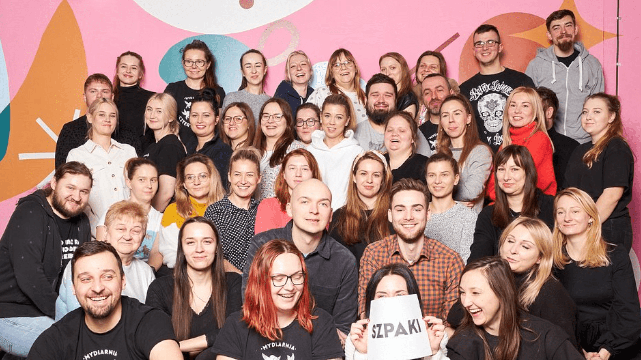 Więcej tęczowych kolorów w startupach. Fundusz NESsT i 4 mln PLN pożyczki na tworzenie miejsc pracy dla LGBTQIA+